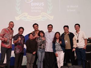 Apresiasi Guru, Murid-Orang Tua BINUS SCHOOL Simprug Berikan Kejutan Apresiasi Guru, Murid-Orang Tua BINUS SCHOOL Simprug Berikan Kejutan