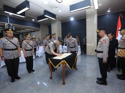 Pimpin Sertijab, Irjen Sandi Tekankan Humas Fungsi Utama Polri