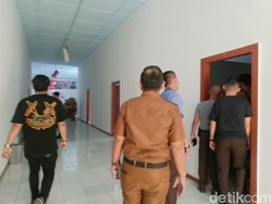 Kantor Disnakertrans Sumsel Kembali Didatangi Pidsus Kejari Palembang