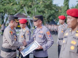 Ungkap Kasus TPPO-Narkoba, 27 Anggota Polres Sampang Sabet Penghargaan