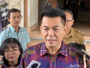 Dewa Jack Bahas Perda Angkutan Sewa Khusus dengan Koster, Akan Ada Sanksi Dewa Jack Bahas Perda Angkutan Sewa Khusus dengan Koster, Akan Ada Sanksi