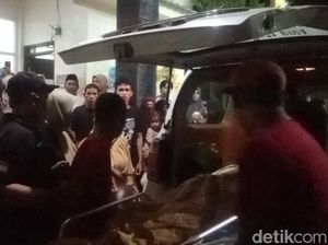 Kecelakaan Maut Sekeluarga di Puncak Jatiwangi Bima, Satu Anak Tewas Kecelakaan Maut Sekeluarga di Puncak Jatiwangi Bima, Satu Anak Tewas