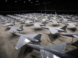 AS Tembak Jatuh 2 Drone Iran di Selat Hormuz
