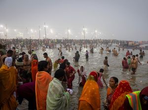 Viral Sungai Tempat Festival Mandi Terbesar di India Dipenuhi Sampah-Tai Viral Sungai Tempat Festival Mandi Terbesar di India Dipenuhi Sampah-Tai