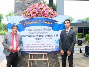 Kisah Ruswandi, Doktor ITS yang Lulus 2,5 Tahun & Punya 29 Publikasi Kisah Ruswandi, Doktor ITS yang Lulus 2,5 Tahun & Punya 29 Publikasi