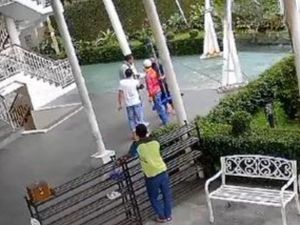 Imigrasi Amankan WN Arab Viral Ribut dengan Marbut di Puncak Bogor Imigrasi Amankan WN Arab Viral Ribut dengan Marbut di Puncak Bogor