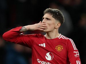 Napoli Minati Garnacho, Sudah Nego dengan MU Napoli Minati Garnacho, Sudah Nego dengan MU