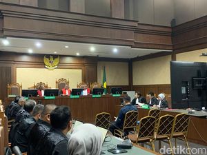 Hakim Tolak Eksepsi Heru Hanindyo Pemvonis Bebas Ronald Tannur