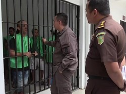 Jaksa di Surabaya Bangun Mental-Spiritual Tahanan Muslim
