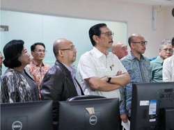 Ramai soal Coretax, Luhut Sambangi Sri Mulyani di Kantor Pajak