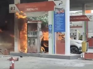 Sopir Mobil Terbakar di SPBU Saat Isi BBM Pakai Jeriken Jadi Tersangka Sopir Mobil Terbakar di SPBU Saat Isi BBM Pakai Jeriken Jadi Tersangka