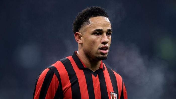 MILAN, ITALY - DECEMBER 15: Noah Okafor of AC Milan looks on during the Serie A match between AC Milan and Genoa CFC at Stadio Giuseppe Meazza on December 15, 2024 in Milan, Italy. (Photo by Jonathan Moscrop/Getty Images)