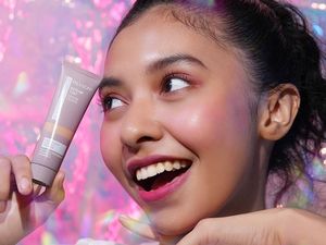 Revlon Rilis Serum Tint dan Blush, Gabungkan Makeup dengan Skincare Revlon Rilis Serum Tint dan Blush, Gabungkan Makeup dengan Skincare