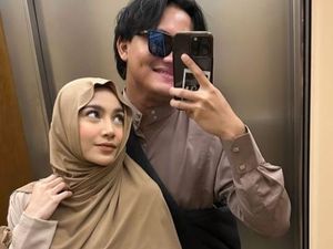 Rizky Febian Ultah Perdana Usai Jadi Ayah, Dikasih Skuter Rp 92 Juta Rizky Febian Ultah Perdana Usai Jadi Ayah, Dikasih Skuter Rp 92 Juta