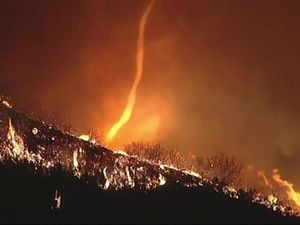Muncul Tornado Api Firenado di Tengah Kebakaran Los Angeles, Apa Itu?