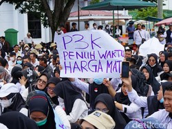 Pemprov Bengkulu Janjikan Akomodir Tuntutan Honorer Secara Transparan