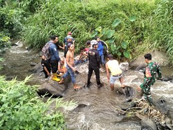 Bocah 4 Tahun di Jombang Tewas Hanyut di Sungai Gegara Petir