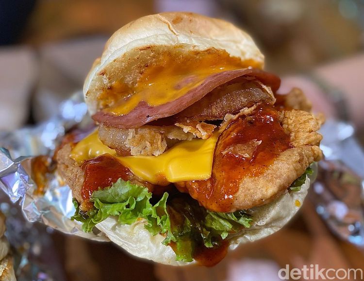 Sensasi Kenyang 7 Burger Bekasi: Isi Melimpah, Mulai Rp25 Ribu
