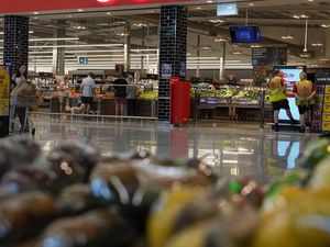 Kabar Australia: Supermarket Coles Berhenti Jual Pisau Dapur Usai Karyawan Ditikam Kabar Australia: Supermarket Coles Berhenti Jual Pisau Dapur Usai Karyawan Ditikam