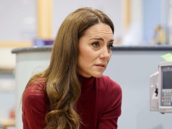 7 Momen Emosional Kate Middleton Kunjungi RS Tempat Perawatan Kankernya