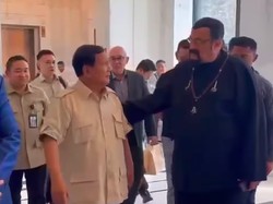 Cerita di Balik Perjumpaan Tak Sengaja Prabowo dan Steven Seagal