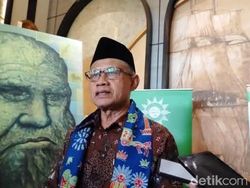 Haedar Nashir Kenang Momen Bertemu Paus Fransiskus Saat Terima Zayed Award