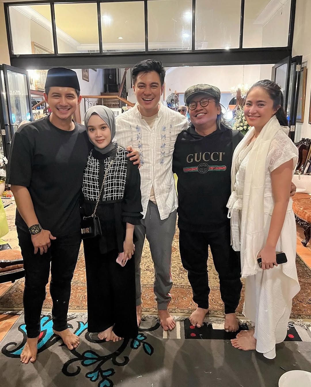 Marshanda di pengajian 7 hari almarhum ayah Baim Wong