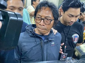 Pembelaan Istri Nanang Gimbal soal Pisau untuk Tikam Sandy Permana Pembelaan Istri Nanang Gimbal soal Pisau untuk Tikam Sandy Permana