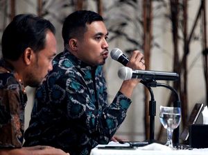 Video LSI Denny JA: 76,3% Publik Respons Negatif Isu Kepala Daerah Dipilih DPRD Video LSI Denny JA: 76,3% Publik Respons Negatif Isu Kepala Daerah Dipilih DPRD
