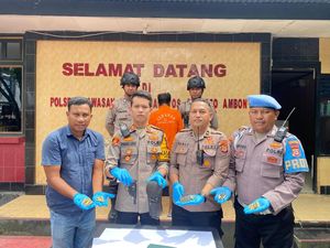 Penyelundup Senpi Rakitan-Amunisi di Ambon Terancam Penjara Seumur Hidup Penyelundup Senpi Rakitan-Amunisi di Ambon Terancam Penjara Seumur Hidup