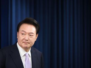 Penangkapan Presiden Korsel Nyaris Berakhir dengan Pertumpahan Darah Penangkapan Presiden Korsel Nyaris Berakhir dengan Pertumpahan Darah