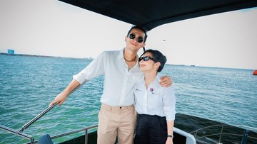 Cara Omara Esteghlal Quality Time Bareng Prilly Latuconsina