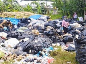 Mal di Jogja Diduga Buang Sampah ke Purworejo