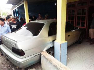 Tetangga Salah Injak Gas Mobil Berakhir Petaka di Depok Tetangga Salah Injak Gas Mobil Berakhir Petaka di Depok