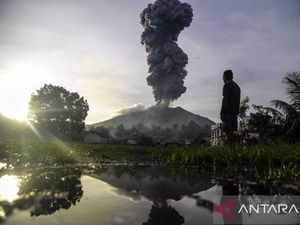 Kembali Erupsi, Status Gunung Ibu di Maluku Utara Naik Jadi Awas Kembali Erupsi, Status Gunung Ibu di Maluku Utara Naik Jadi Awas