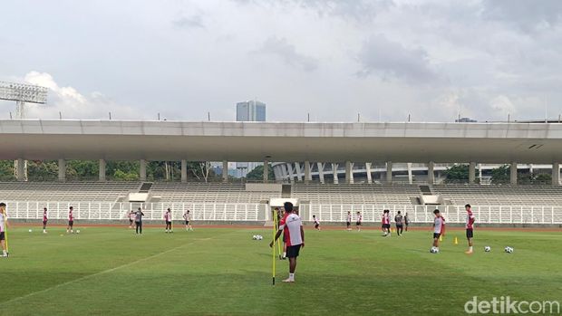Timnas Indonesia U-20 sedang menggelar Pemusatan Latihan (TC) di Jakarta sejak 5 Januari. Sebanyak 34 pemain dipanggil dalam kesempatan ini.