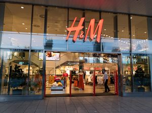 15 Nama Merek Ternama yang Ternyata Singkatan, Cimory hingga H&M 15 Nama Merek Ternama yang Ternyata Singkatan, Cimory hingga H&M