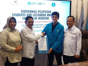 Mahasiswa UGJ Teliti Mangga Gincu Jadi Obat Tradisional di Prancis Mahasiswa UGJ Teliti Mangga Gincu Jadi Obat Tradisional di Prancis