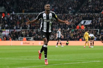 Liverpool Cicil Beli Isak