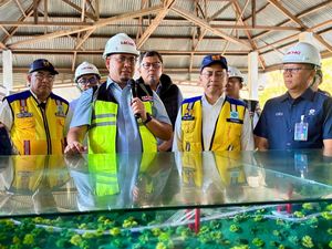 Tinjau Fly Over Sitinjau Lauik, Andre Rosiade Pastikan Tahap II Senilai Hampir Rp 3 T Berjalan