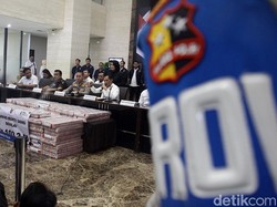 Video: Tersangka TPPU Judol Hotel Aruss Semarang Belum Ditahan Karena Stroke