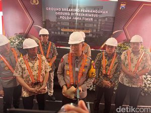 Rumah Polisi Mojokerto Meledak, Kapolda Jatim Tegaskan Ada Sanksi Jika Terbukti Rumah Polisi Mojokerto Meledak, Kapolda Jatim Tegaskan Ada Sanksi Jika Terbukti