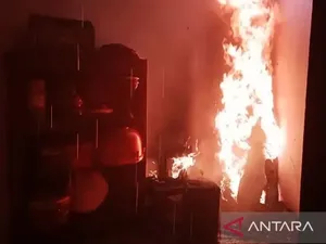 Kantin SMPN 188 Jaktim Kebakaran, Diduga Dipicu Korsleting Listrik