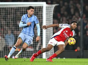 Derby London Utara Bikin Myles Lewis-Skelly Senyum-senyum