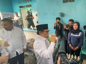 Sambangi Kelompok Pemberdayaan di Mojokerto, Cak Imin Minum Susu Kedelai