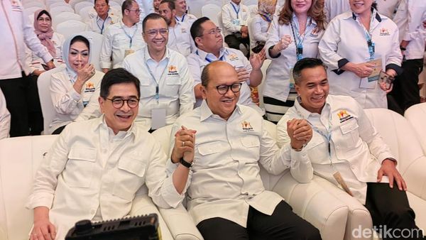 Momen Anindya & Arsjad Dirangkul Rosan, Dualisme Kadin Berakhir