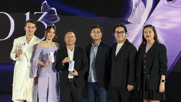 Oppo resmi meluncurkan ponsel terbaru mereka, Reno 13 Series yang beranggotakan Reno 13F, Reno 13F 5G, dan Reno 13 5G pada Kamis (16/1). Varian paling tinggi dari ponsel kelas midrange ini dibanderol dengan harga Rp9,999 juta.