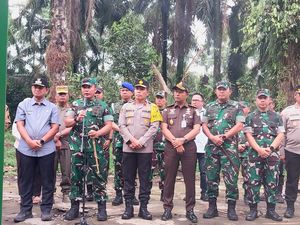 Langkah Kodam I/BB Mengubah Sarang Narkoba di Langkat Jadi Tempat Latihan TNI Langkah Kodam I/BB Mengubah Sarang Narkoba di Langkat Jadi Tempat Latihan TNI