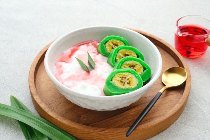 Serupa tapi Tak Sama, Ini 5 Perbedaan Es Pisang Ijo dan Pallu Butung