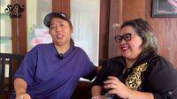 Keseruan Soimah saat Mencicipi Makanan di RM Songoseng Nunung